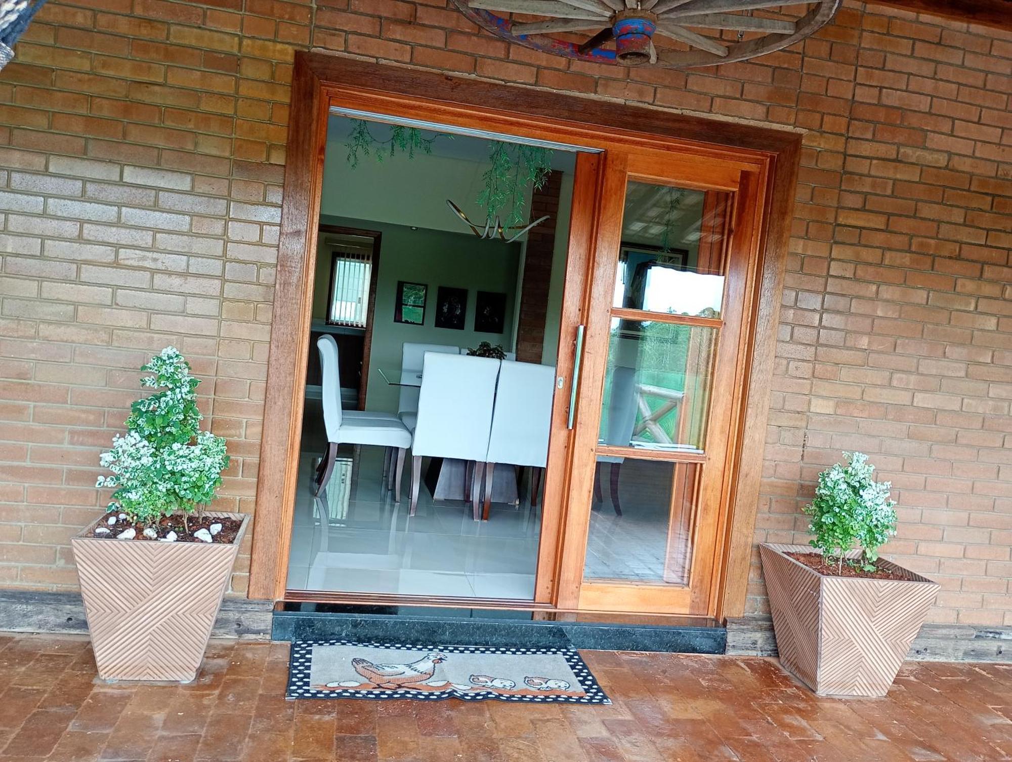 Chacara Alto Padrao Em Igarata Villa Luaran gambar